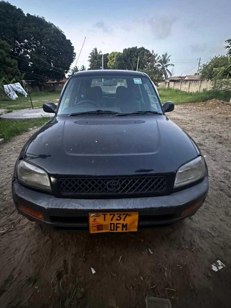 Toyota RAV4 L Old Model DFM (9.5M TZS) thumbnail 5