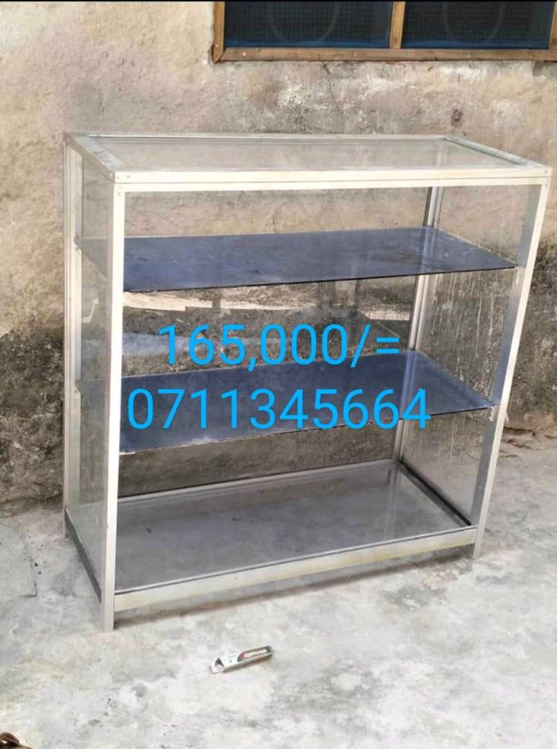 Digital Scale and Glass Display Cabinet (Mzani na Kabati)