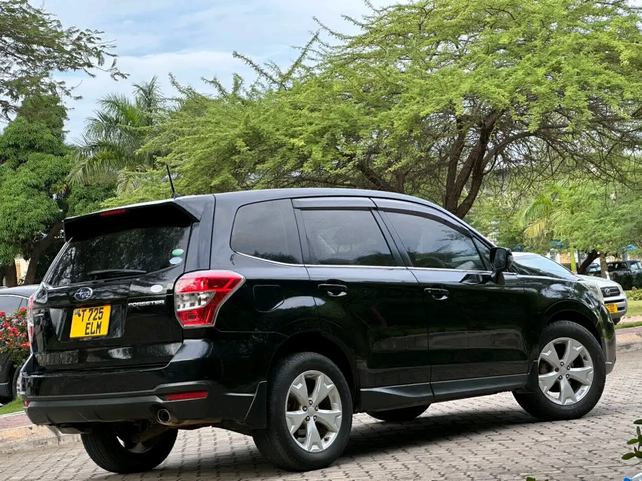 Subaru Forester 2014 (ELM) thumbnail 3