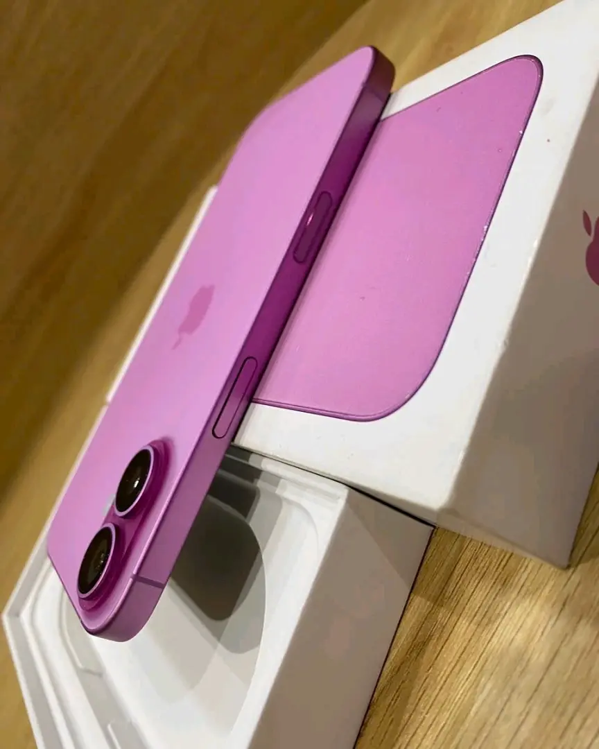 Iphone 16 512GB Purple thumbnail 3