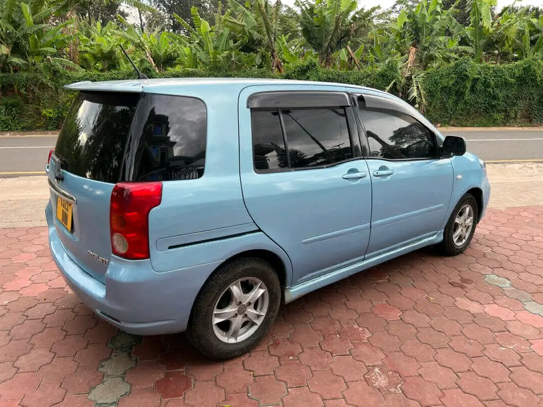 2007 Toyota Raum Blue, Low Mileage thumbnail 3