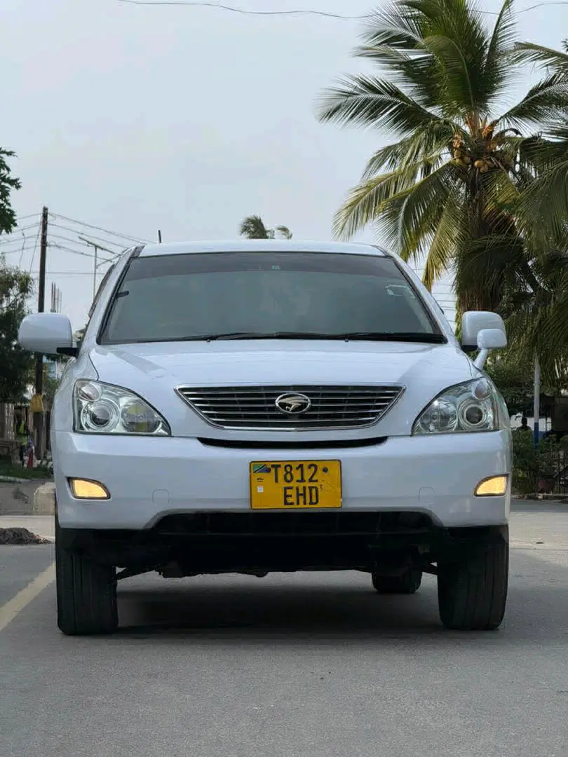 2005 Toyota Harrier SUV - 27.8 Million TZS