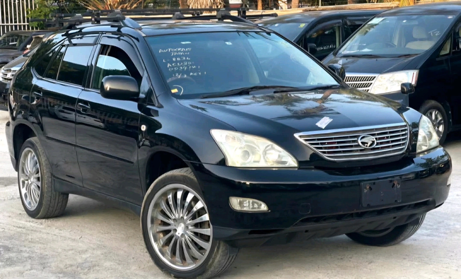 Toyota Harrier 2005 Black SUV