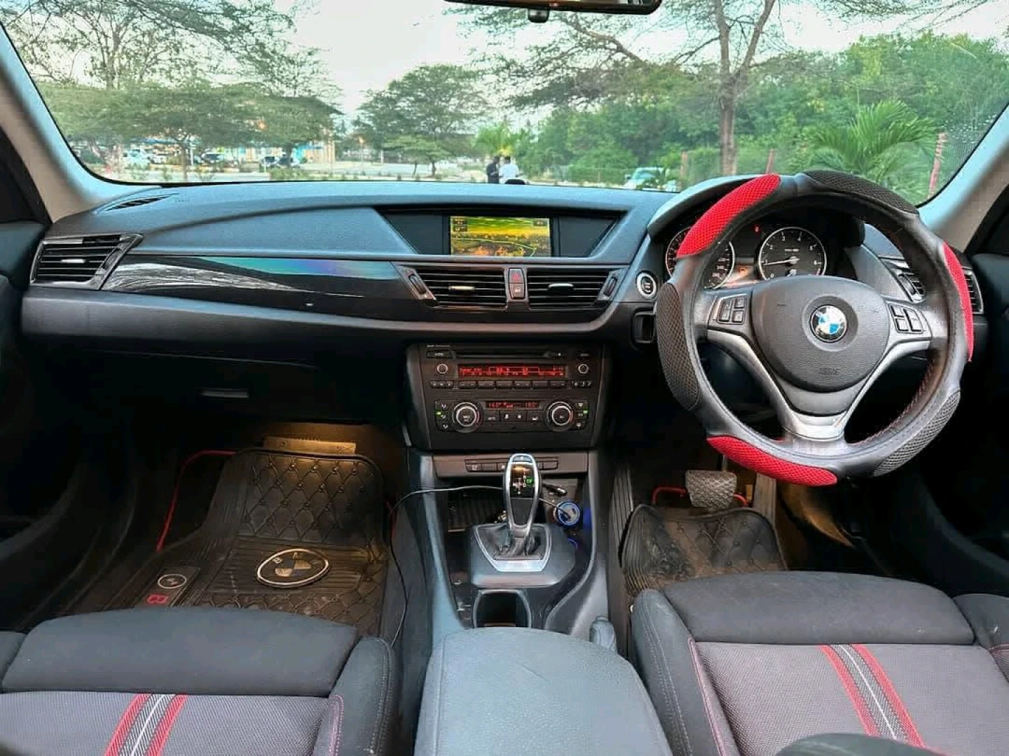 Black BMW X1 SUV 2013 - Low Mileage thumbnail 5
