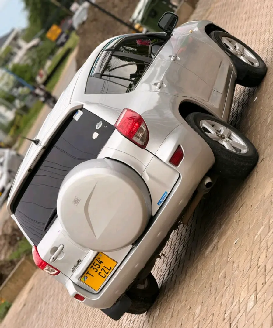 Toyota RAV4 (CZL) - 12.8M thumbnail 5