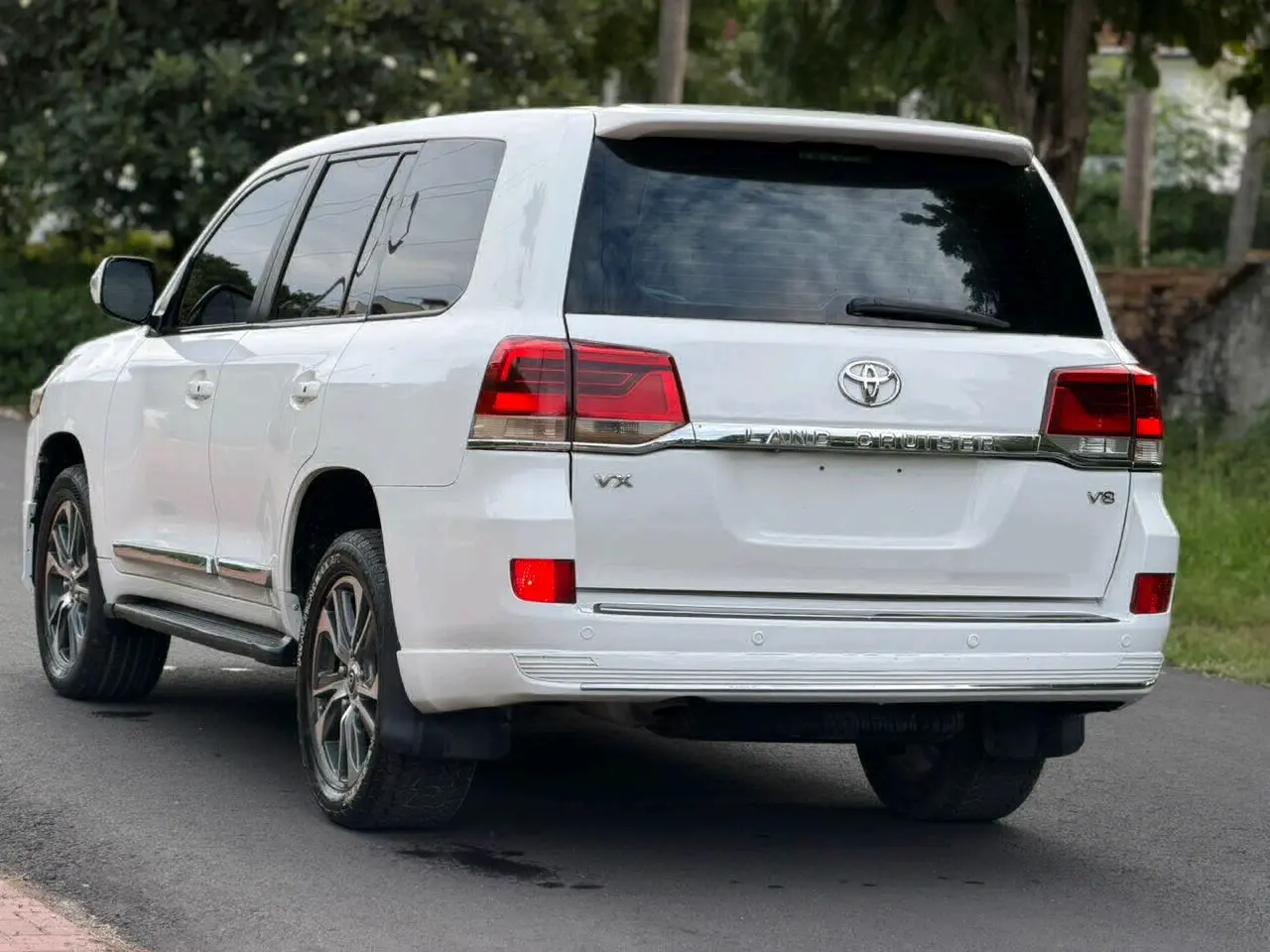 2009/2020 Toyota Land Cruiser VX V8 Diesel thumbnail 7