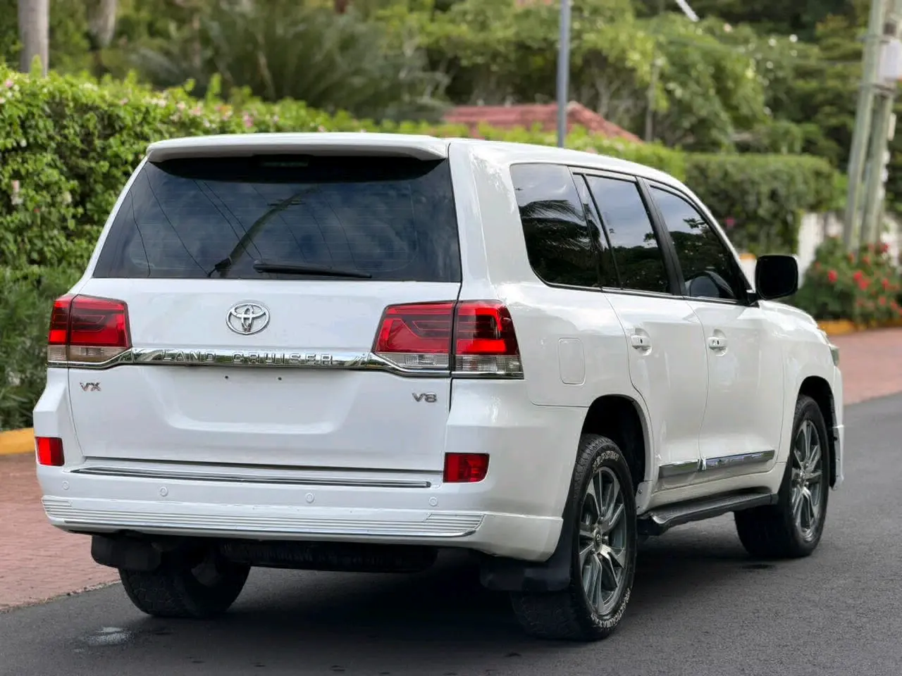 2009/2020 Toyota Land Cruiser VX V8 Diesel thumbnail 8
