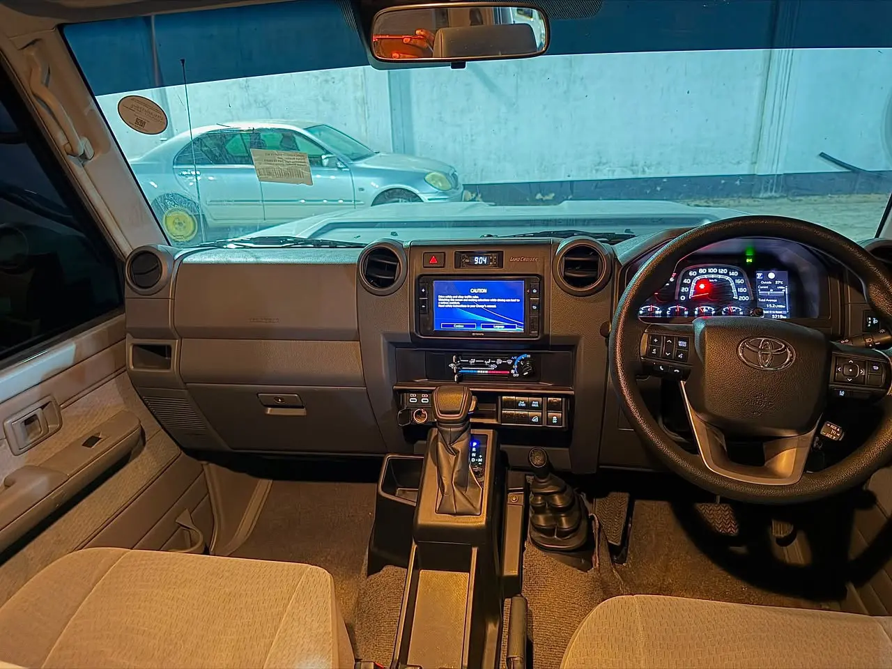 2025 Toyota Land Cruiser 70 Series Pickup thumbnail 6
