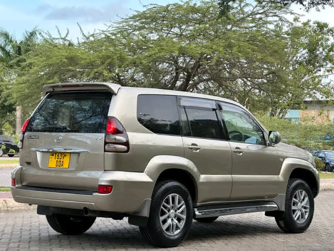 Toyota Land Cruiser Prado TX Gold, Automatic thumbnail 5