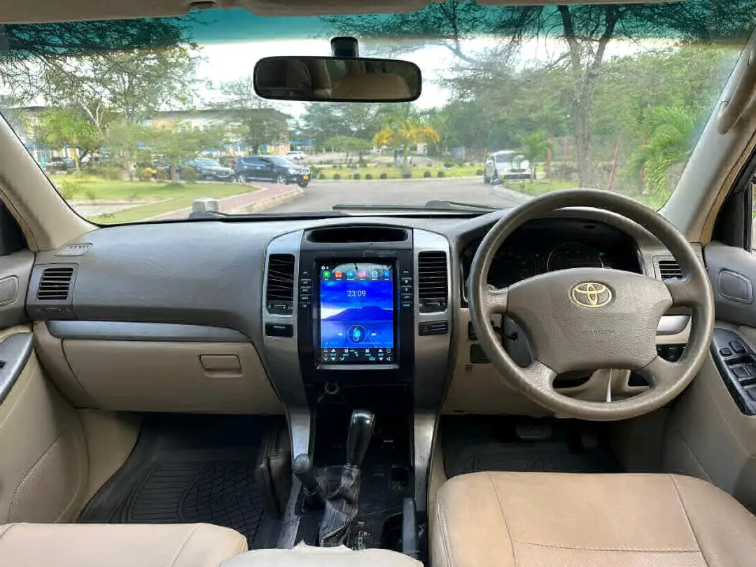 Toyota Land Cruiser Prado TX Gold, Automatic thumbnail 9