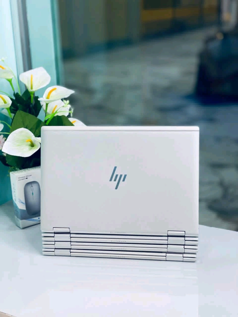 HP EliteBook x360 1040 G5 Core i7 8th Gen thumbnail 3