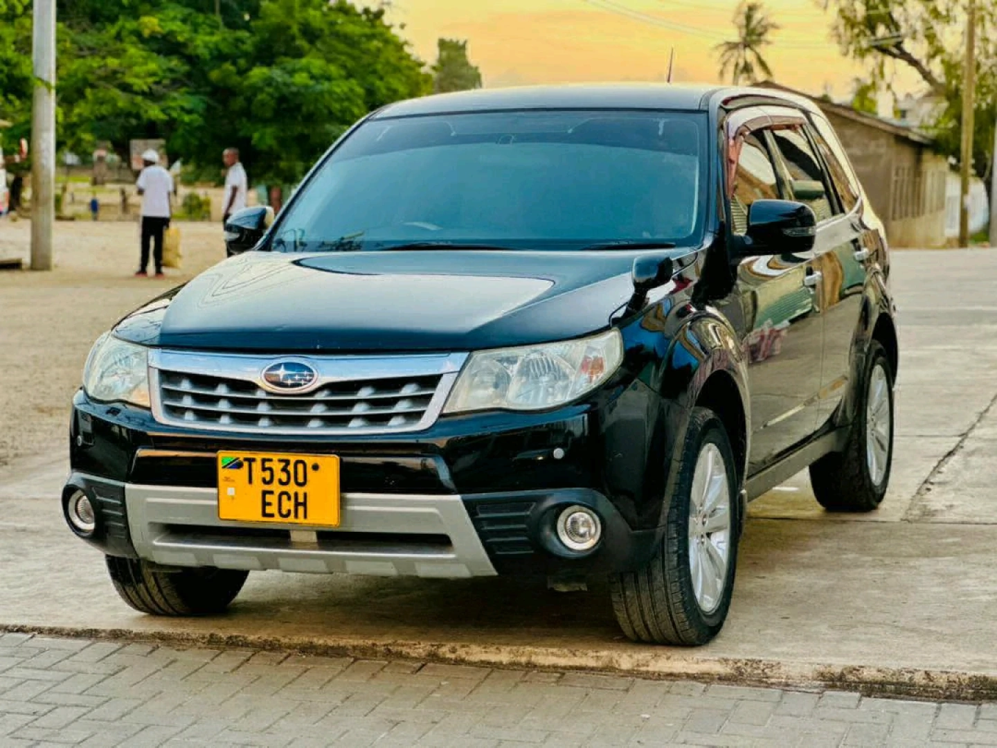 Subaru Forester 2011 Black SUV