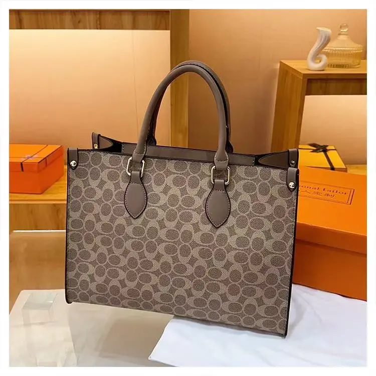 FENDI Style Designer Handbags thumbnail 6