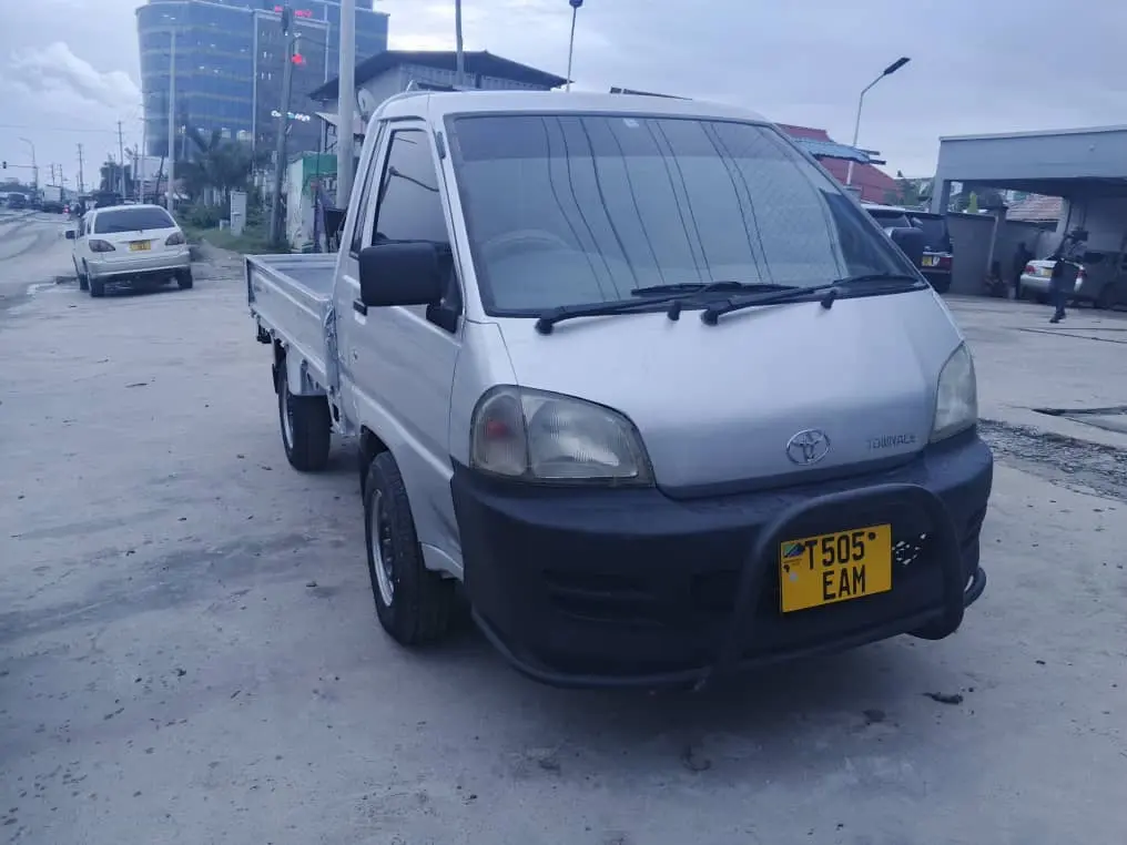 Toyota TownAce Pickup 2001 thumbnail 3