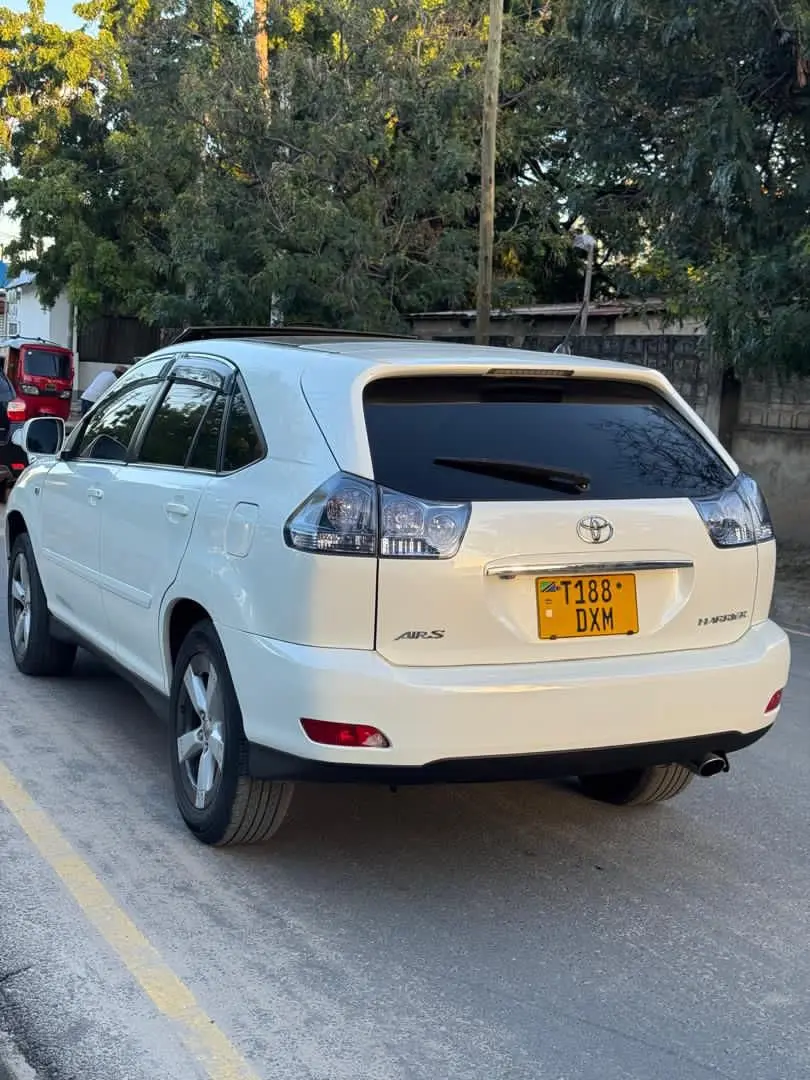 Toyota Harrier 2005 DXM thumbnail 4