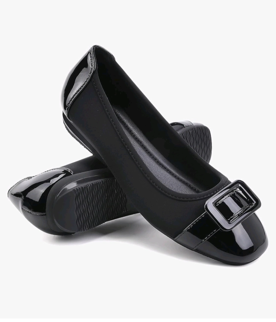 Black Ladies' Flat Shoes Size 8 thumbnail 2