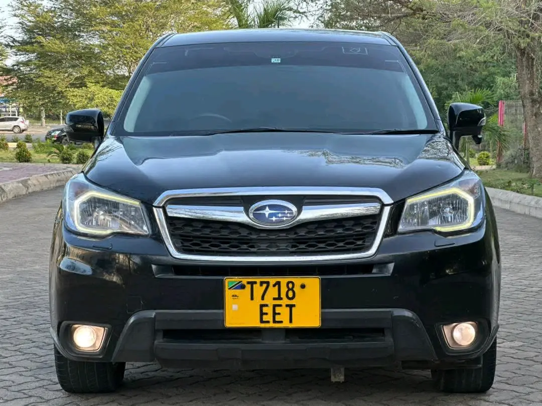 Black 2014 Subaru Forester, 66,000 km