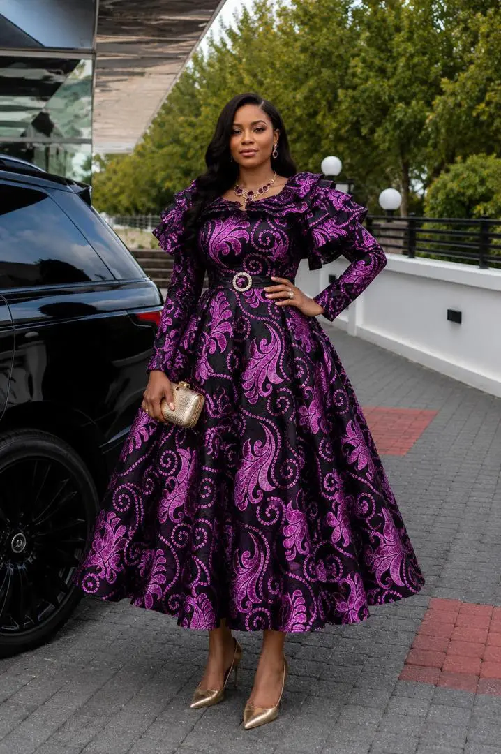 Patterned Long-sleeved Flared Formal Dress thumbnail 2