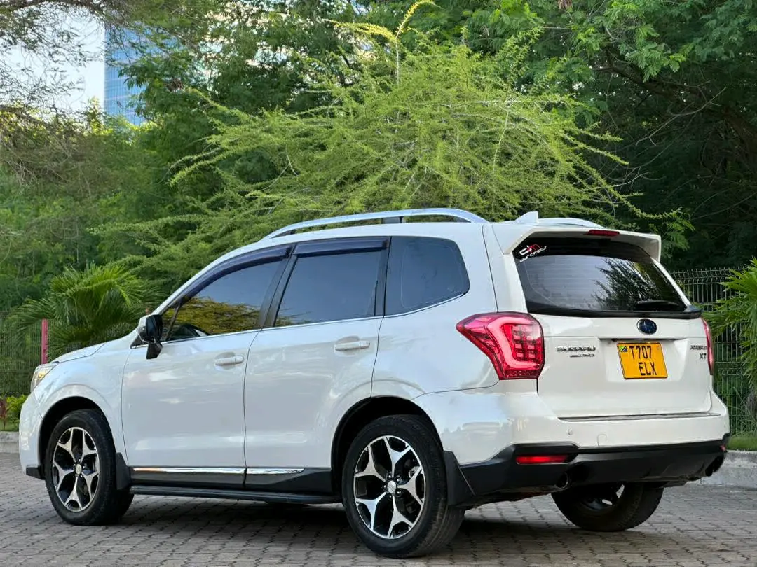 Subaru Forester 2015 Turbo thumbnail 4