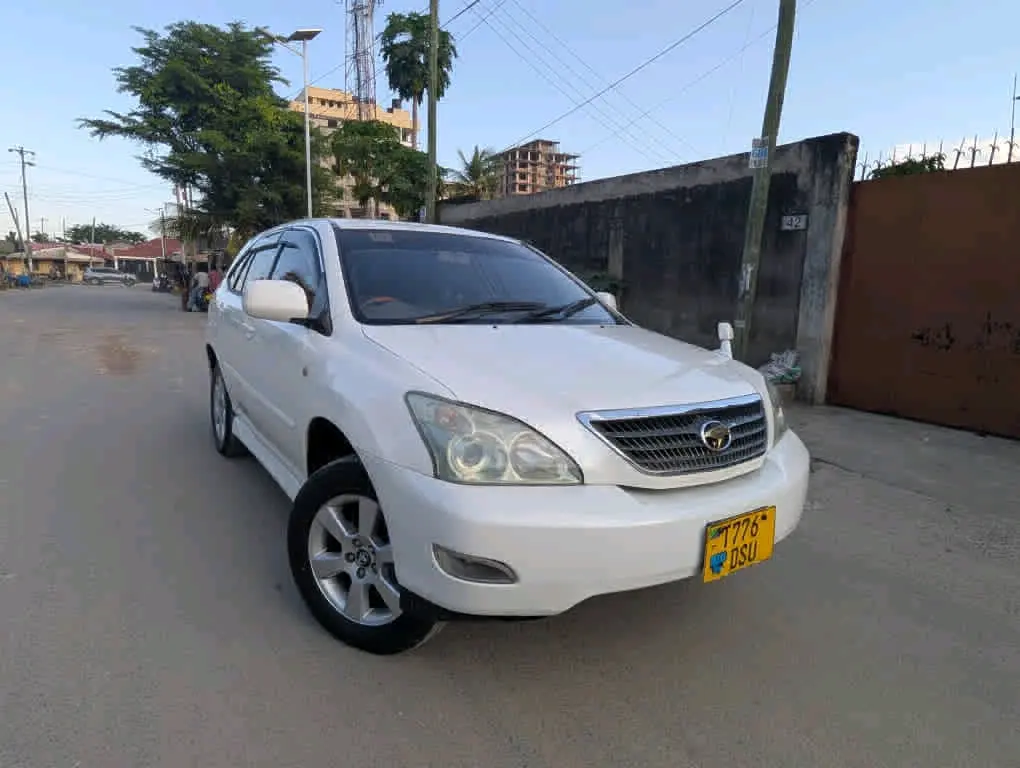 Toyota Harrier 2004 (DSU) thumbnail 5
