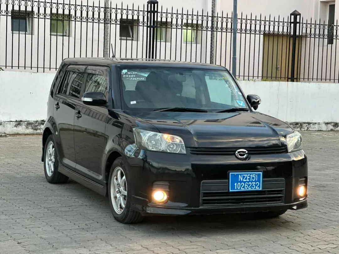 Toyota Rumion 2009 thumbnail 2