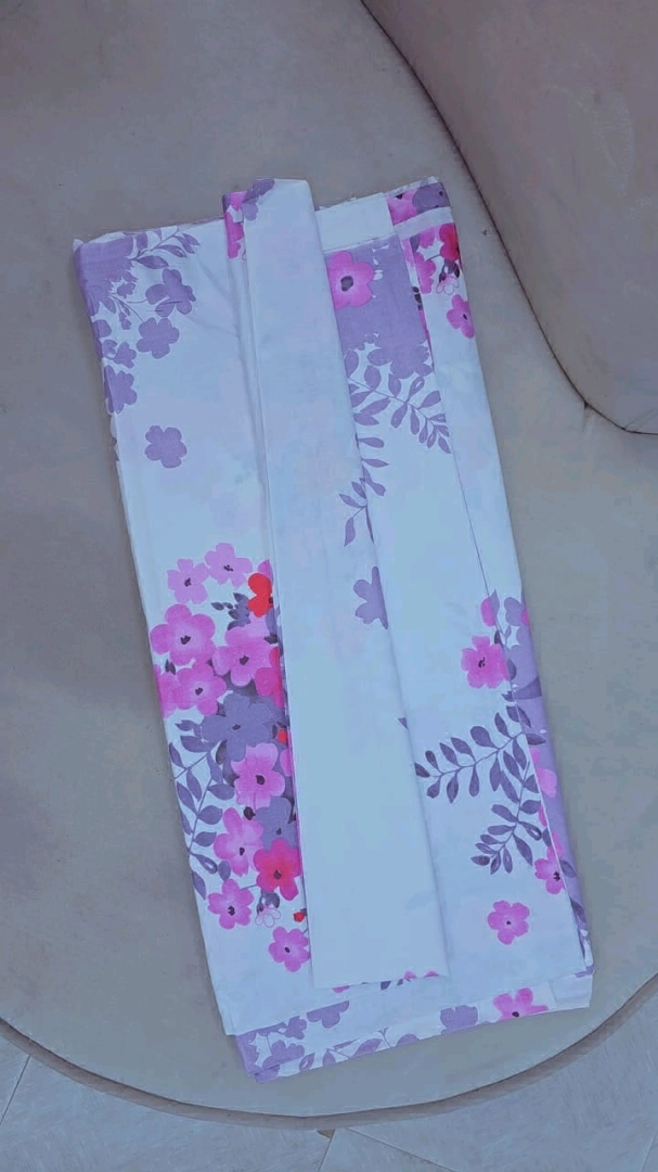 Ugandan Shuka Grade One Bed Sheet Set (2 Shuka, 4 Foronya) thumbnail 2
