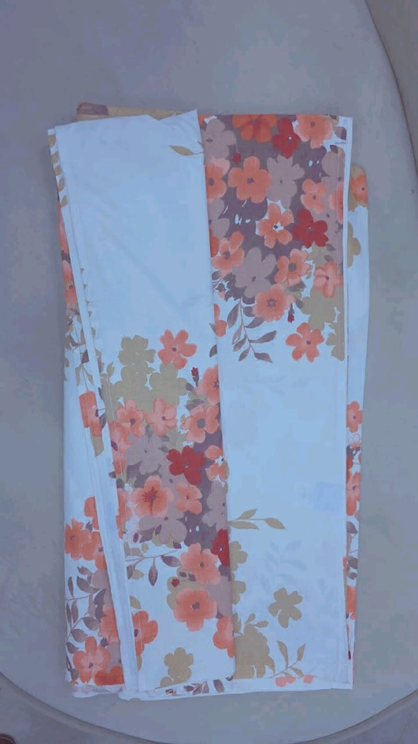 Ugandan Shuka Grade One Bed Sheet Set (2 Shuka, 4 Foronya) thumbnail 8