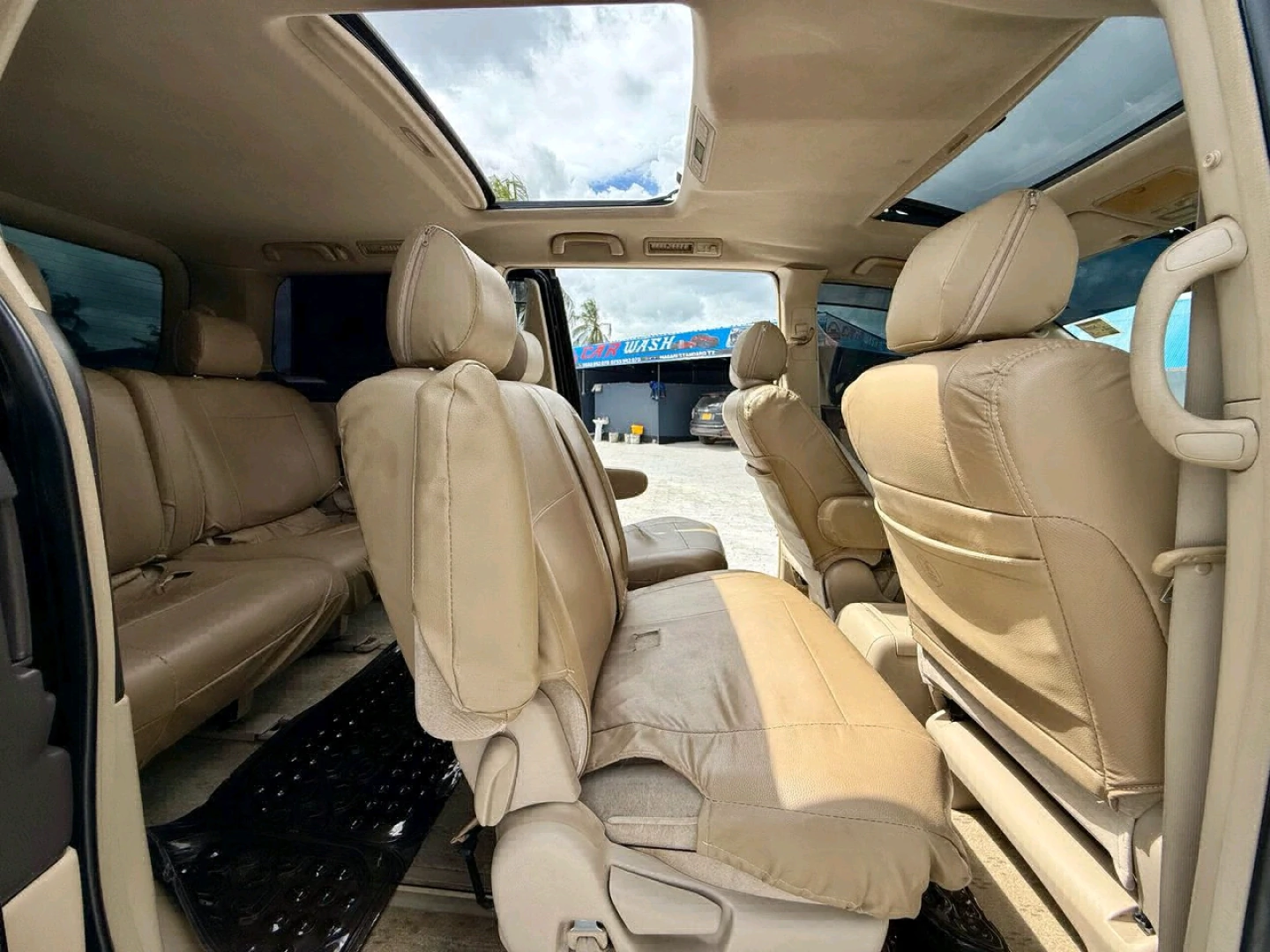 Black Toyota Alphard Minivan (Reg No. EJW) thumbnail 8