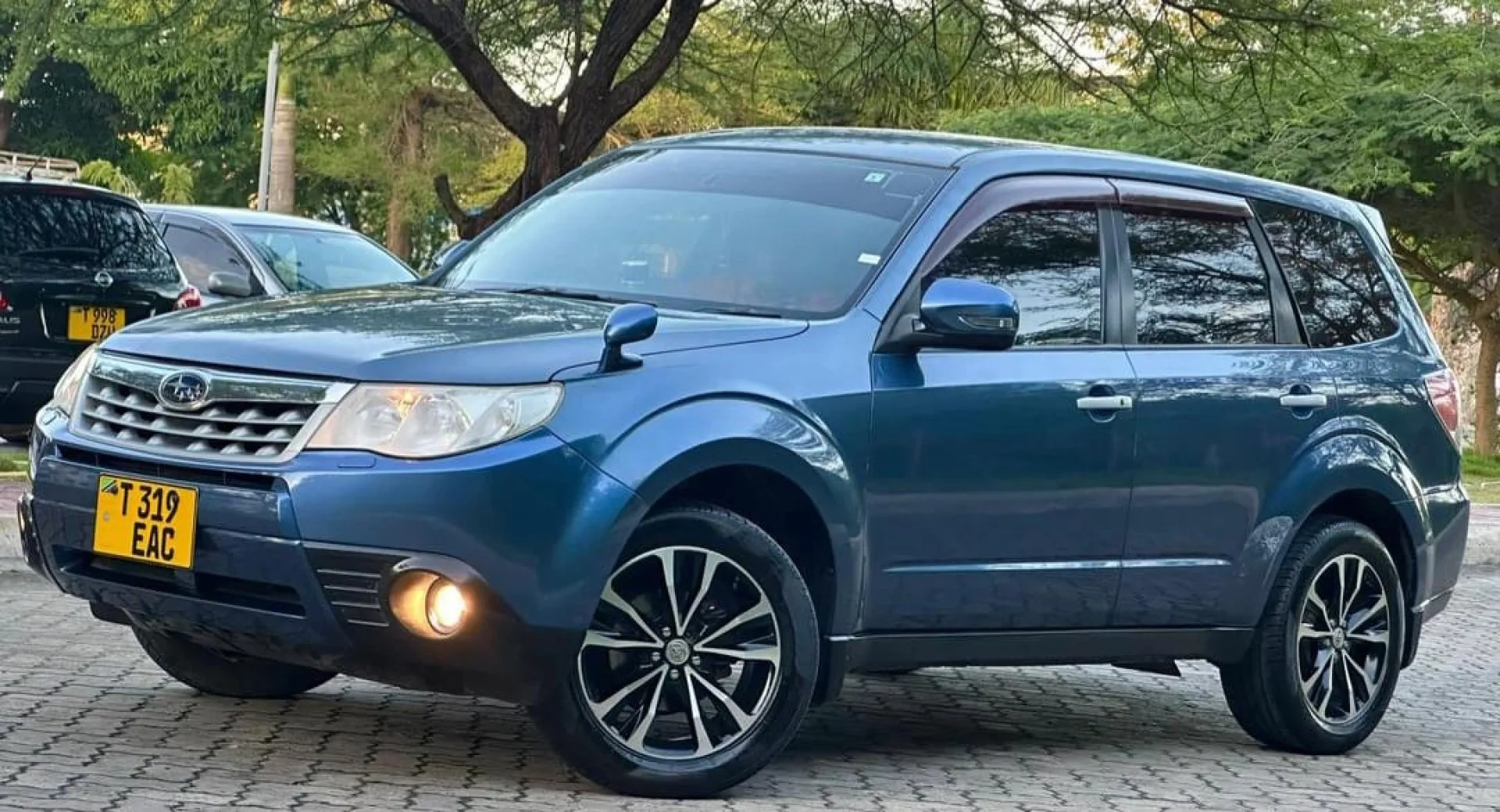 Subaru Forester SUV thumbnail 6