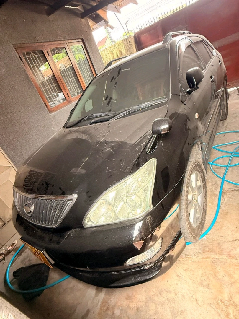 Toyota Harrier 2008 Black SUV for Sale thumbnail 2