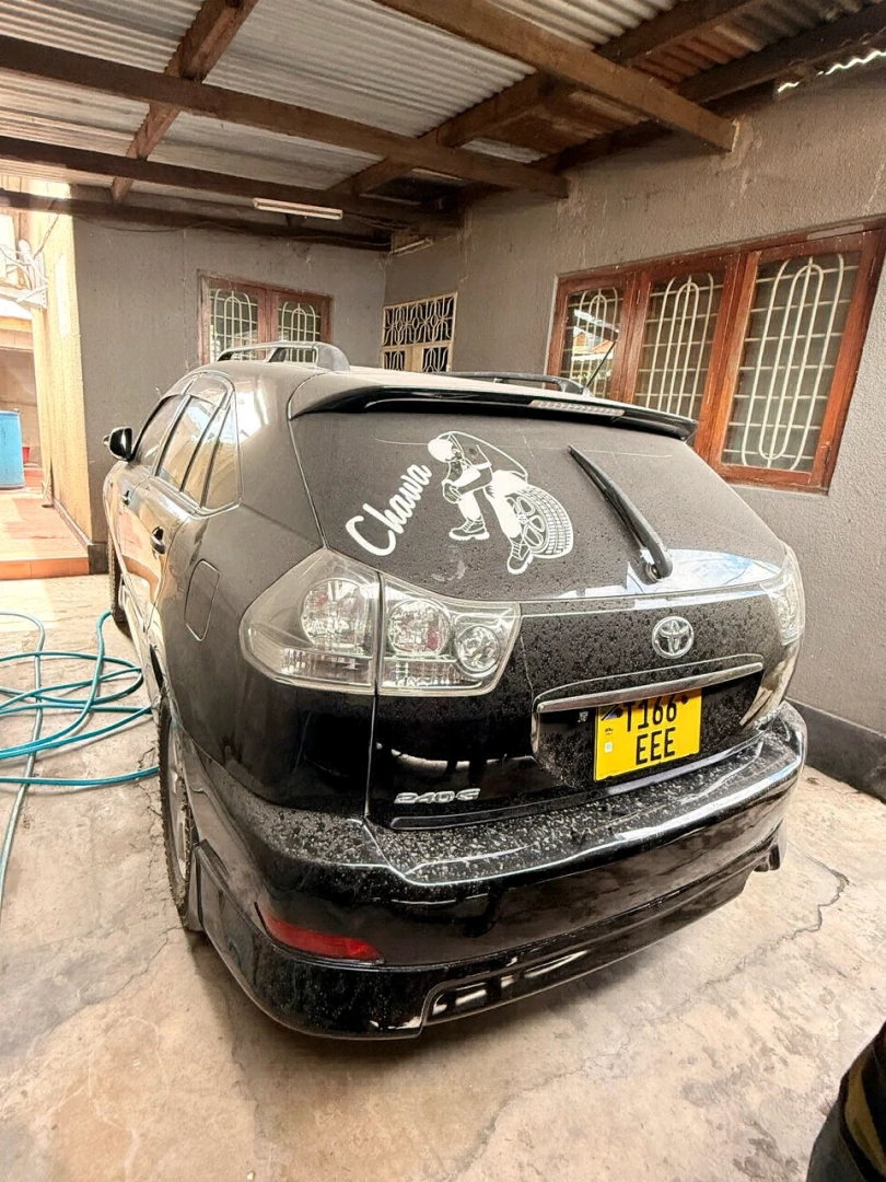 Toyota Harrier 2008 Black SUV for Sale thumbnail 5