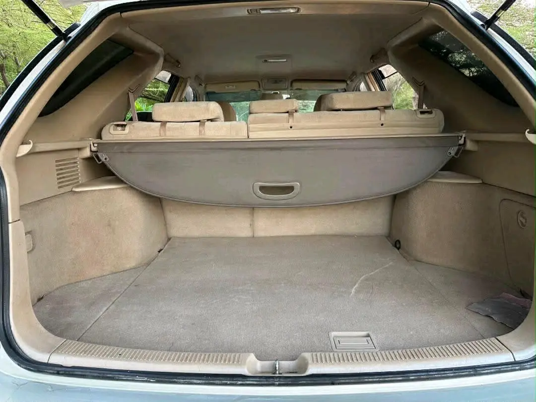 Toyota Harrier 2004 - Pearl White thumbnail 8