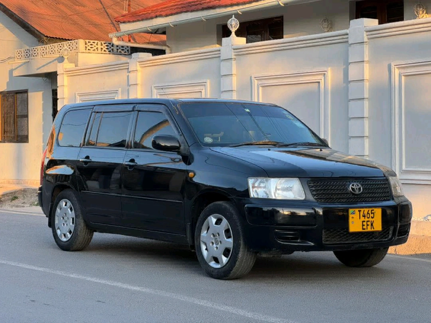 Toyota Succeed Van Black 2008 thumbnail 2