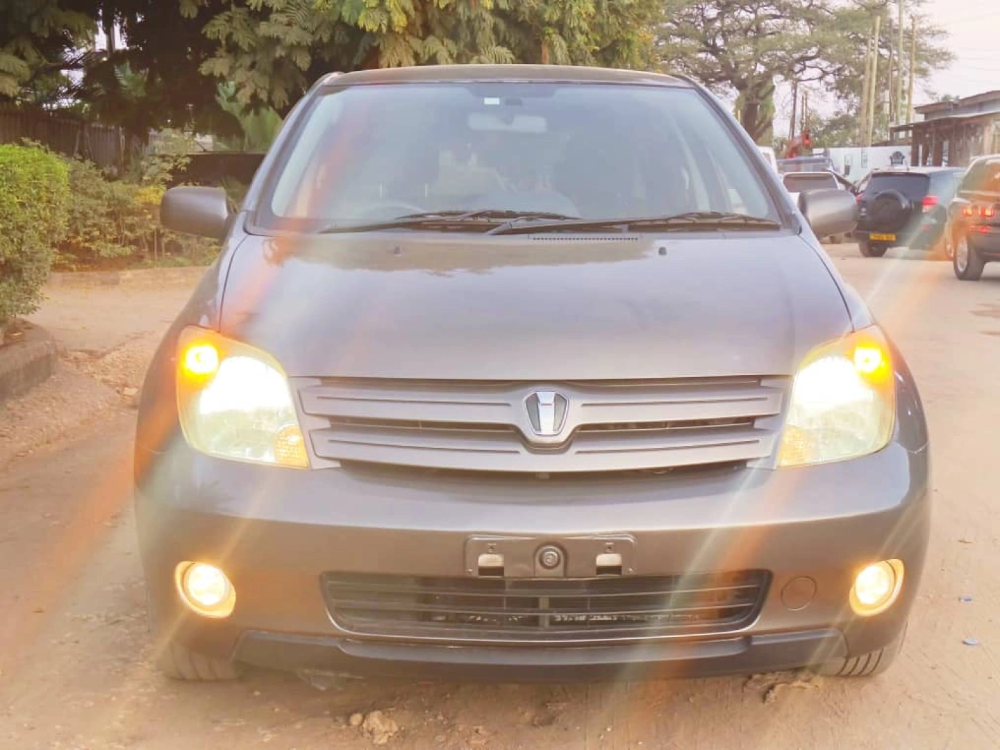 Toyota Ist Full AC Free Registration