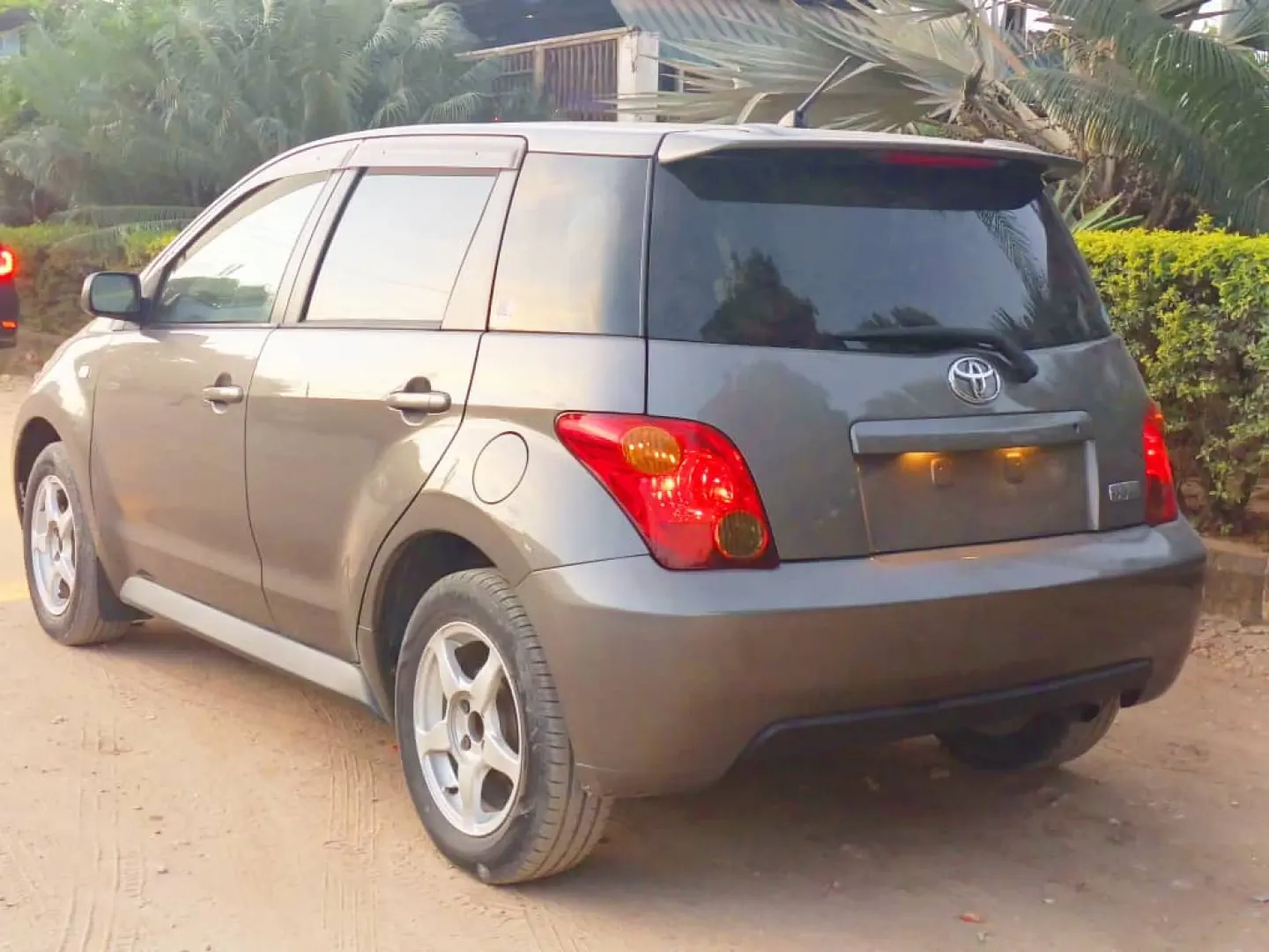 Toyota Ist Full AC Free Registration thumbnail 3
