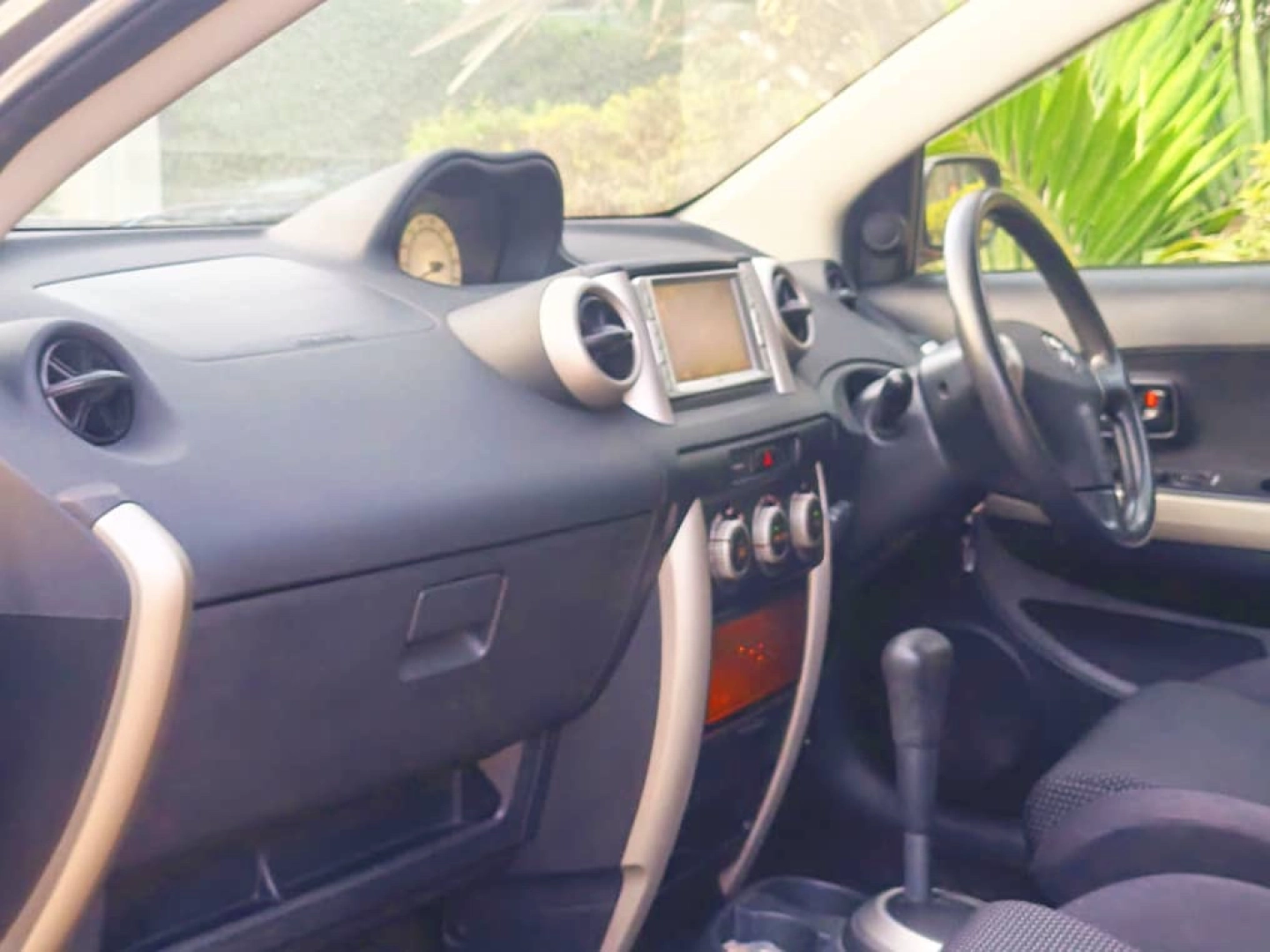 Toyota Ist Full AC Free Registration thumbnail 4