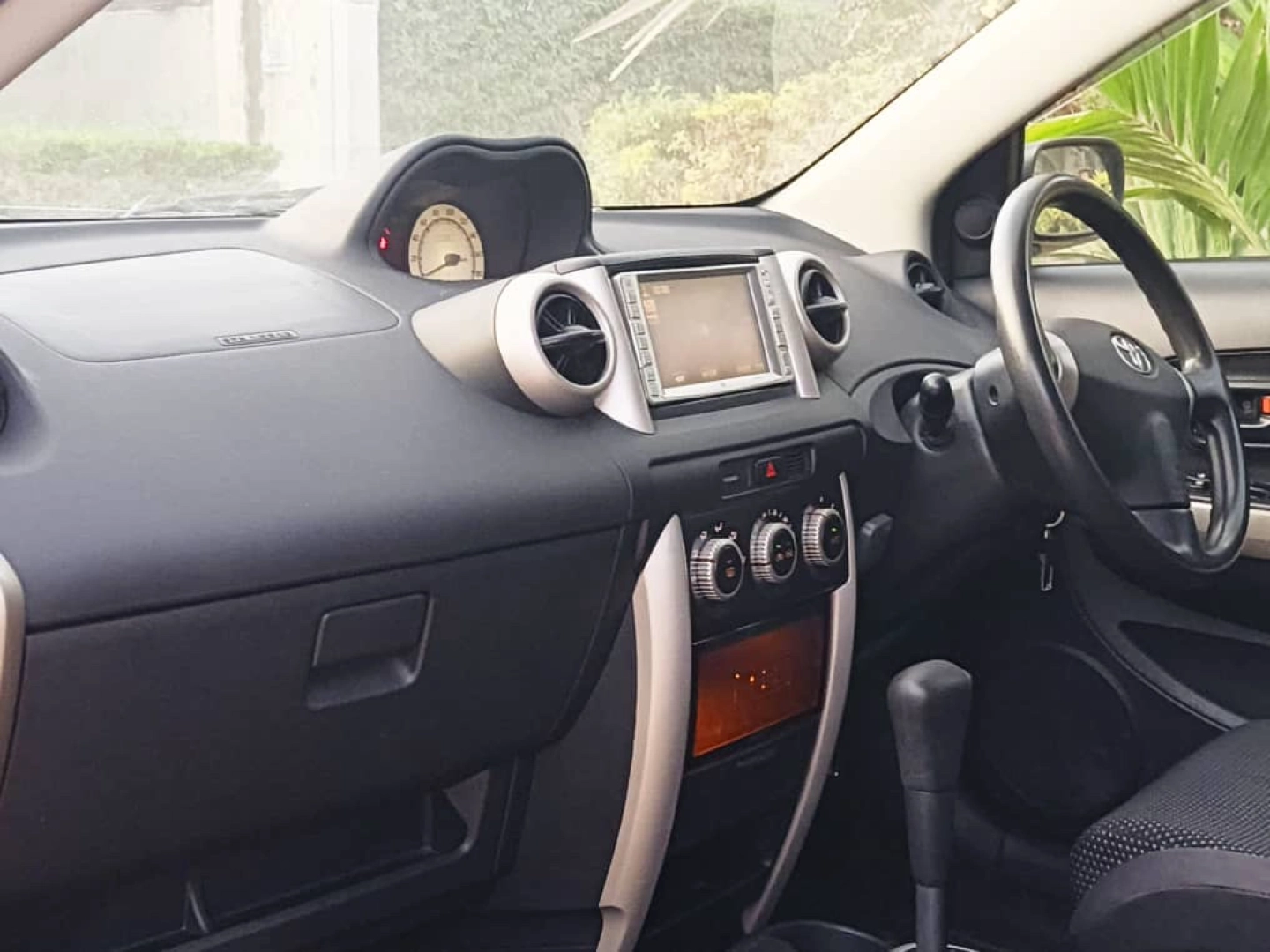 Toyota Ist Full AC Free Registration thumbnail 8