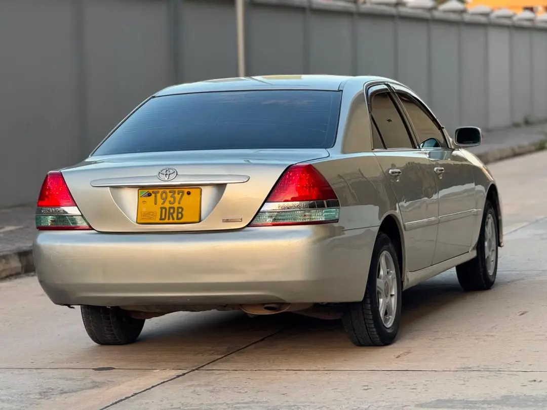 Toyota Mark II Grande 2004 thumbnail 4