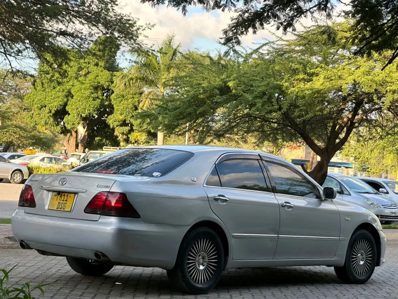 Toyota Crown Athlete 2004 thumbnail 6
