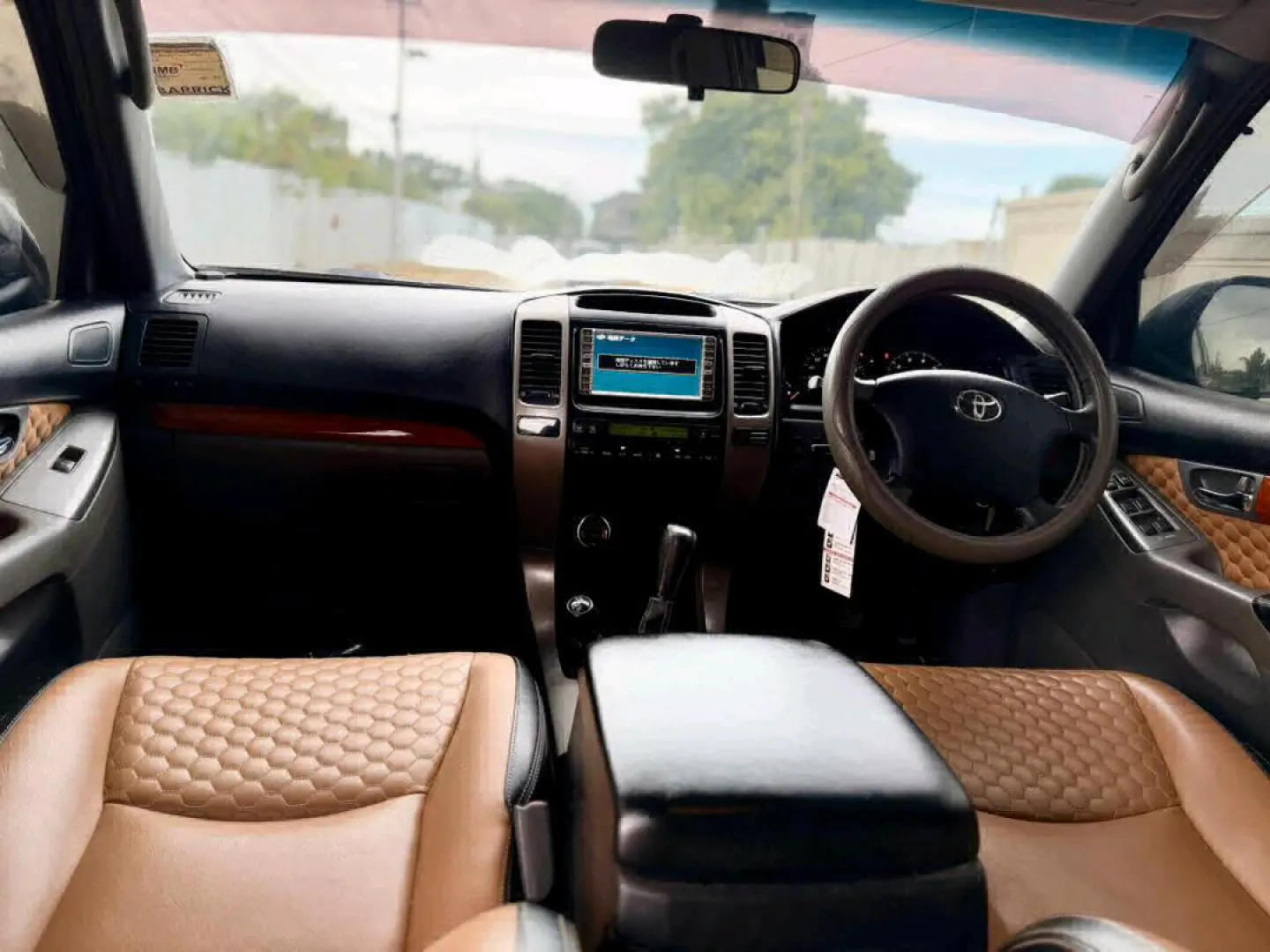 Toyota Land Cruiser Prado TX 120 (2006) - Black thumbnail 6