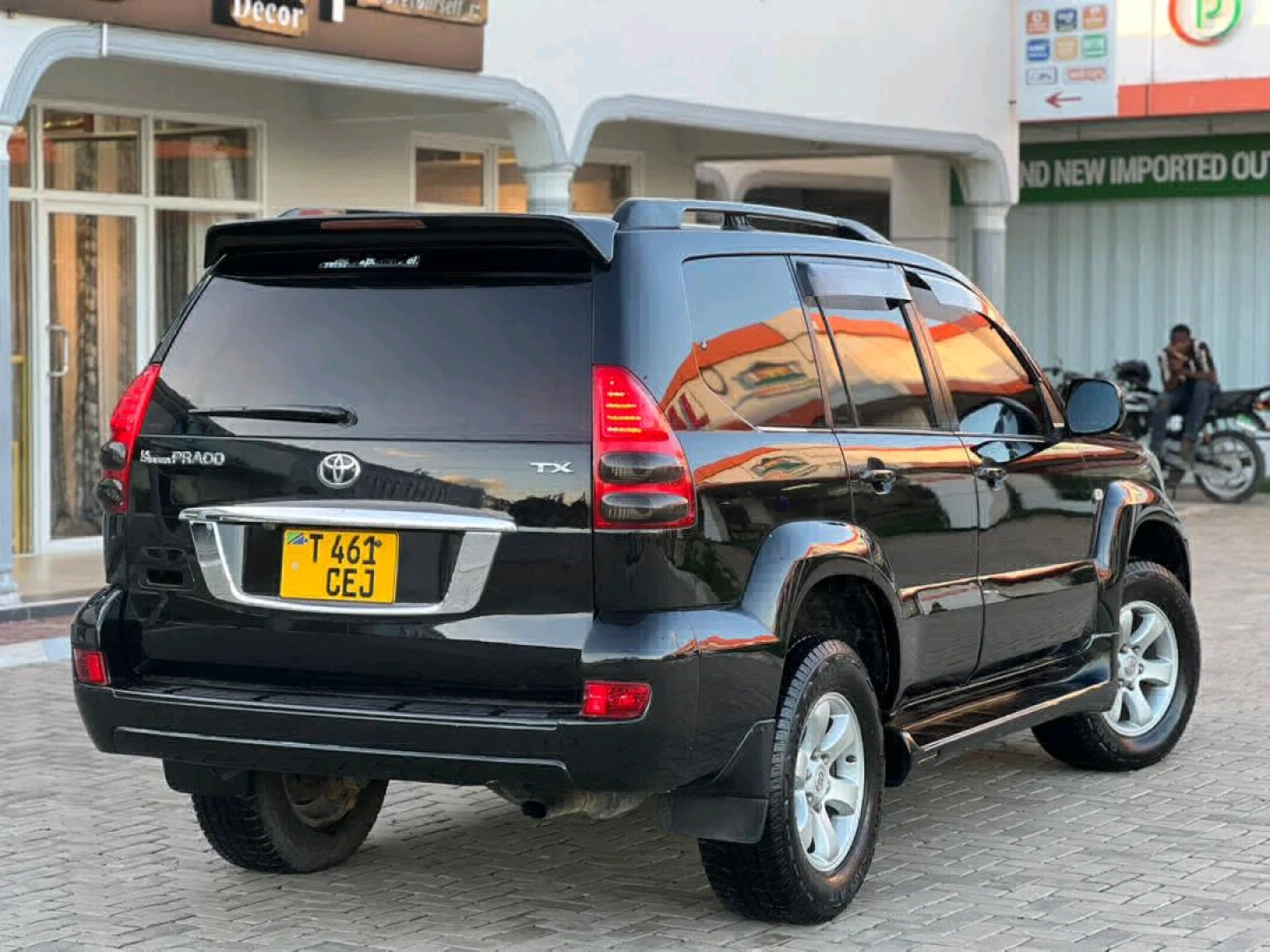 Toyota Land Cruiser Prado 120 (2004) Open Roof thumbnail 7