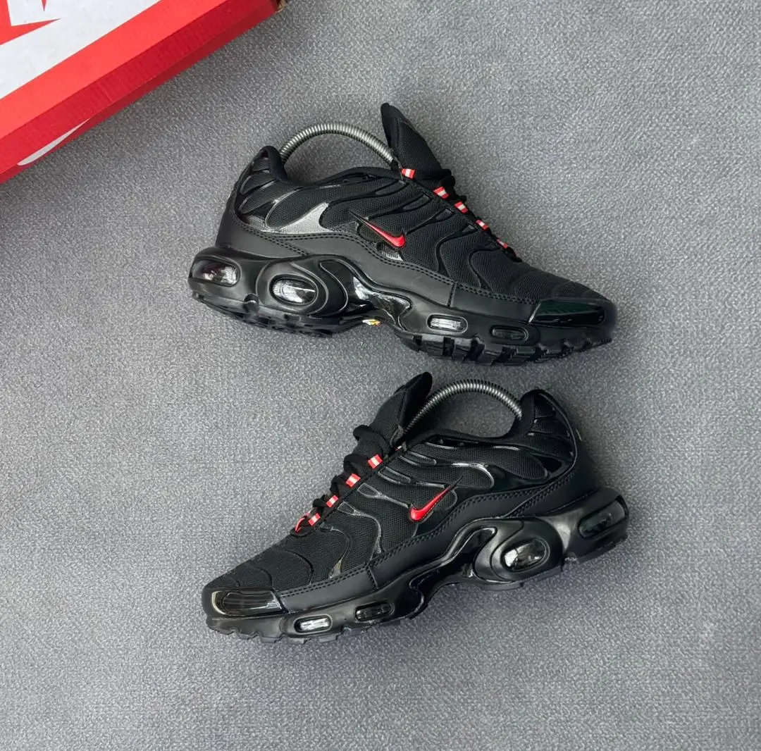 Nike Air Max Plus (TN) thumbnail 2