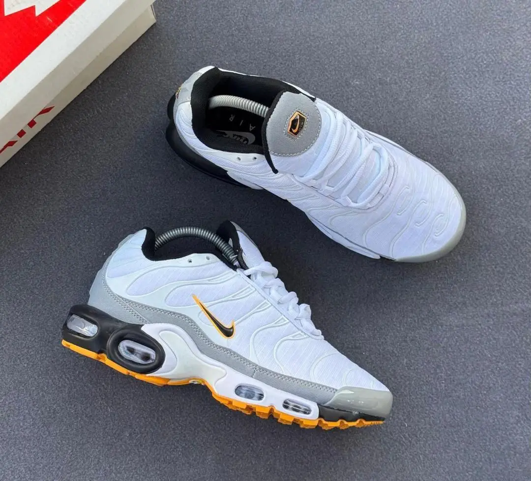 Nike Air Max Plus (TN) thumbnail 3