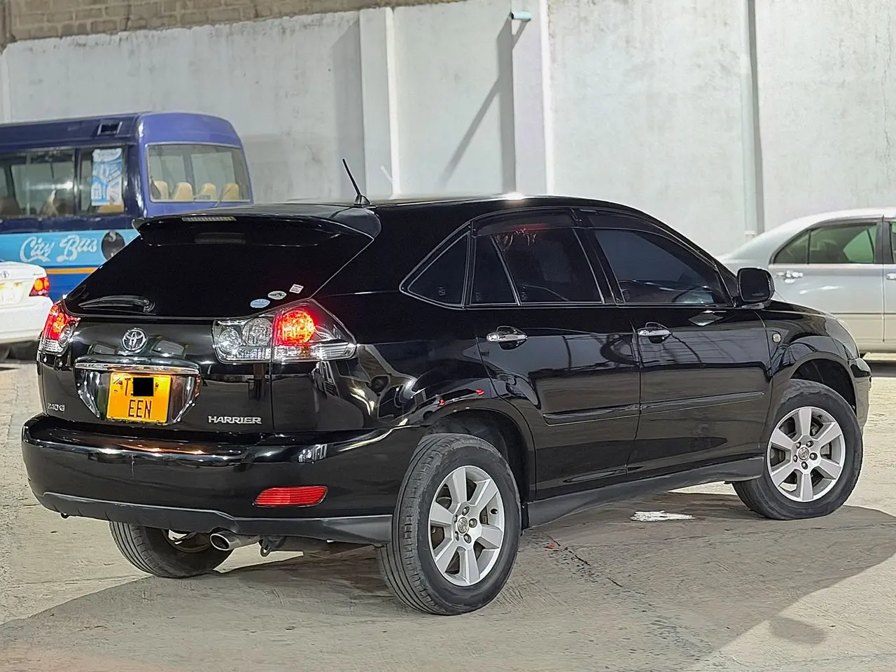 Toyota Harrier 240G 2006 thumbnail 6