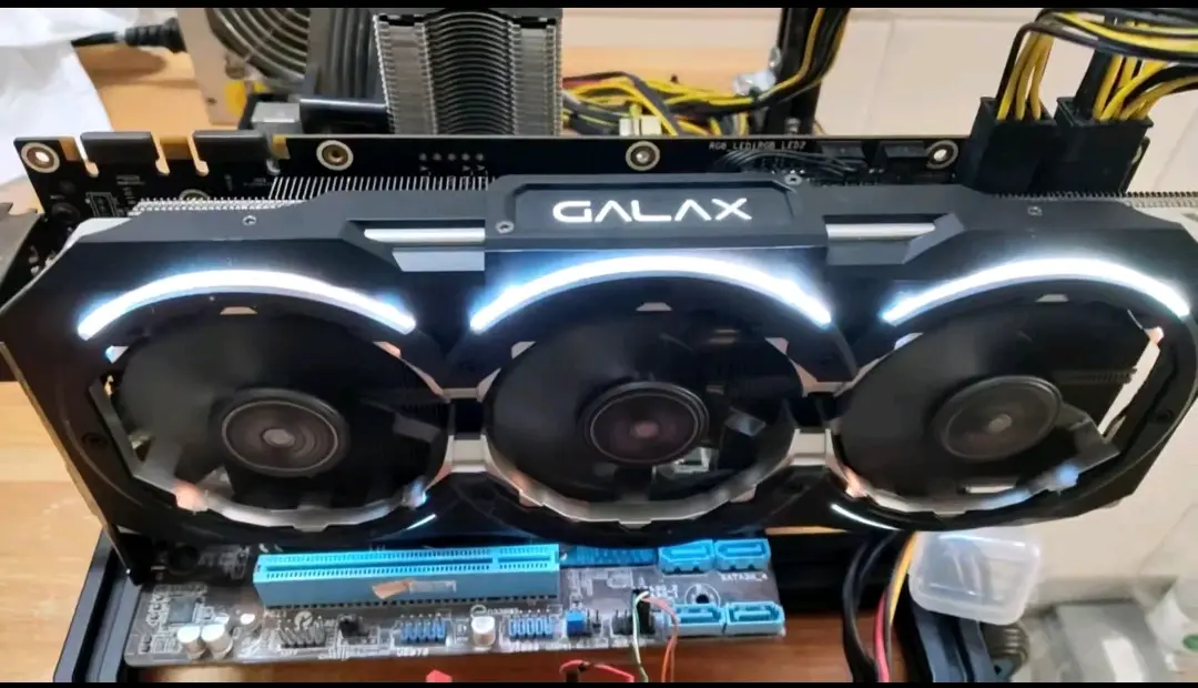 Galax GeForce GTX 1080 8GB thumbnail 2