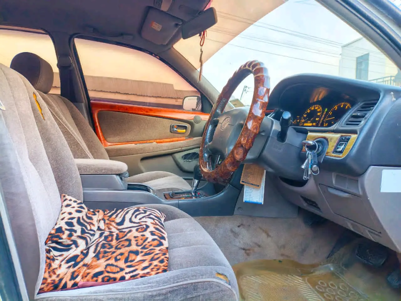 Toyota Mark II/Chaser/Cresta 2001 for Sale thumbnail 4