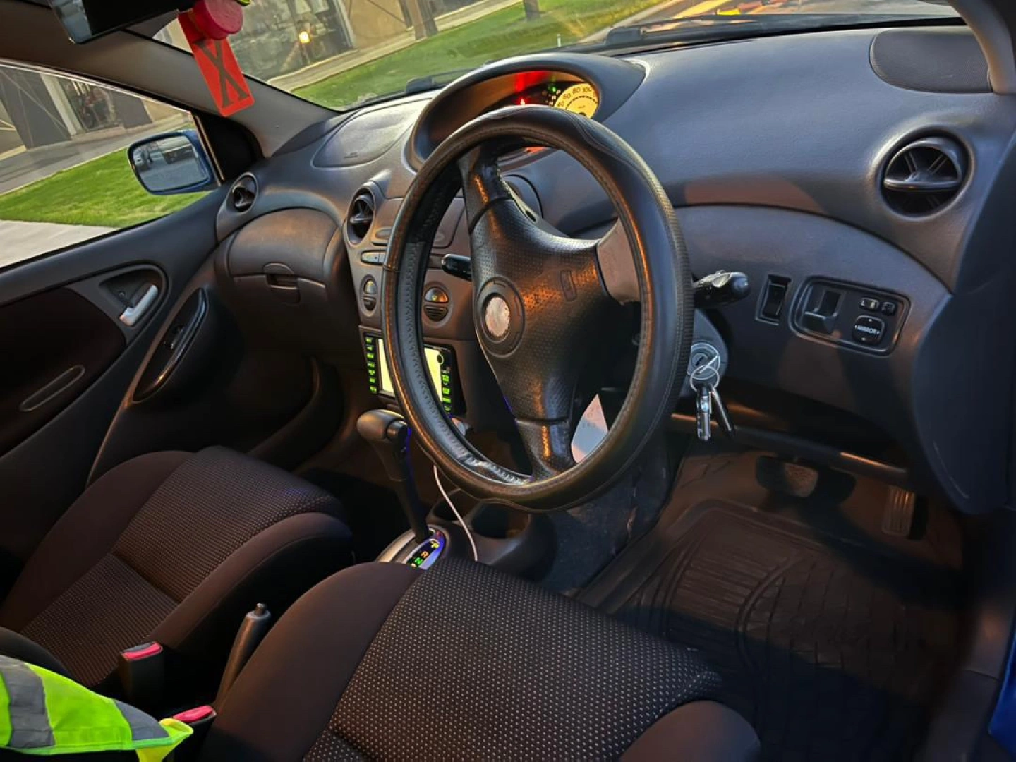 Toyota Vitz RS 2002 Dark Blue (1NZ Engine) thumbnail 6