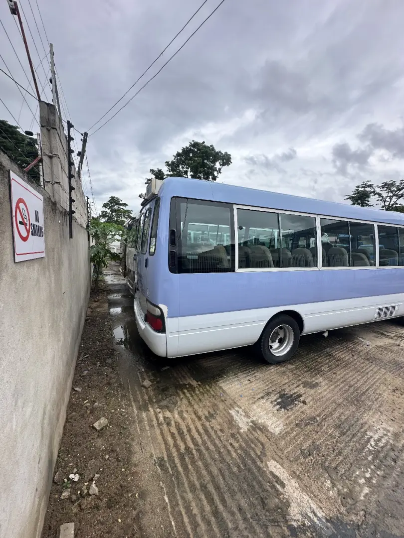 Toyota Coaster 2003 thumbnail 5