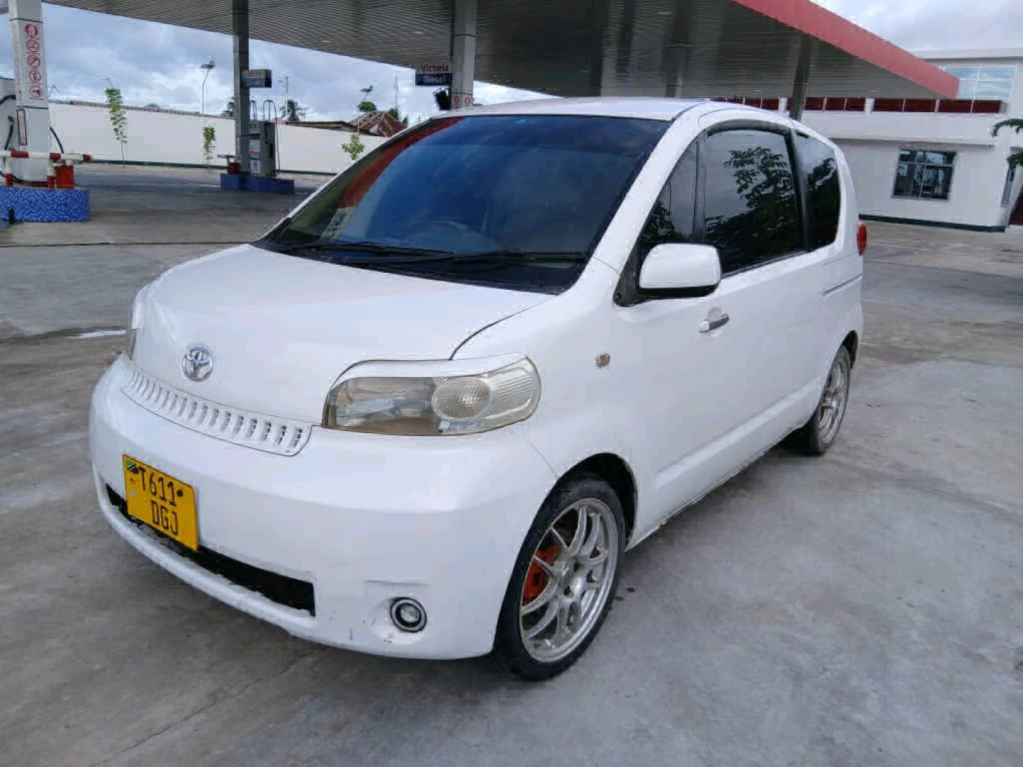 Toyota Porte 2007 Minivan Full AC thumbnail 4