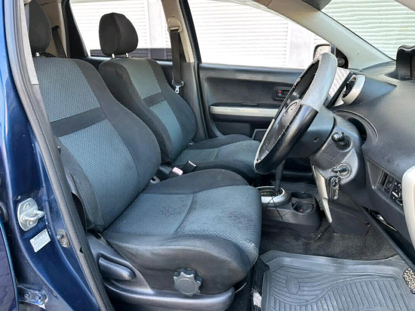 2006 Toyota Ist Car, Dark Blue thumbnail 5